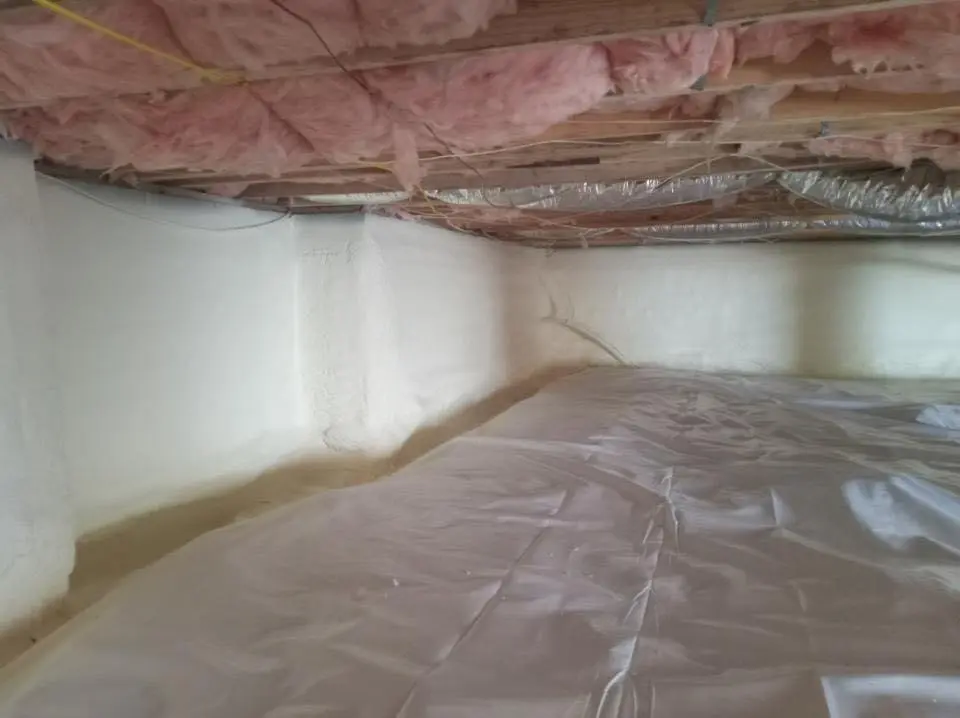 Crawl space encapsulation with closed-cell spray foam for Spray Foam Roofing in Starke